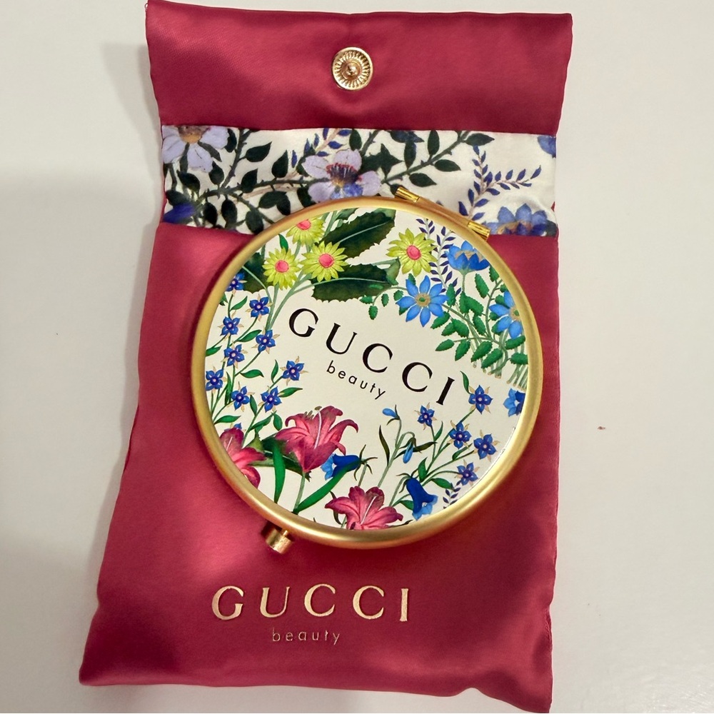 Gucci Beauty Floral Compact Mirror